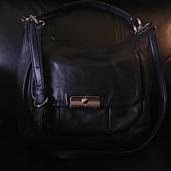 Coach Handbags - Coach Leather Bag